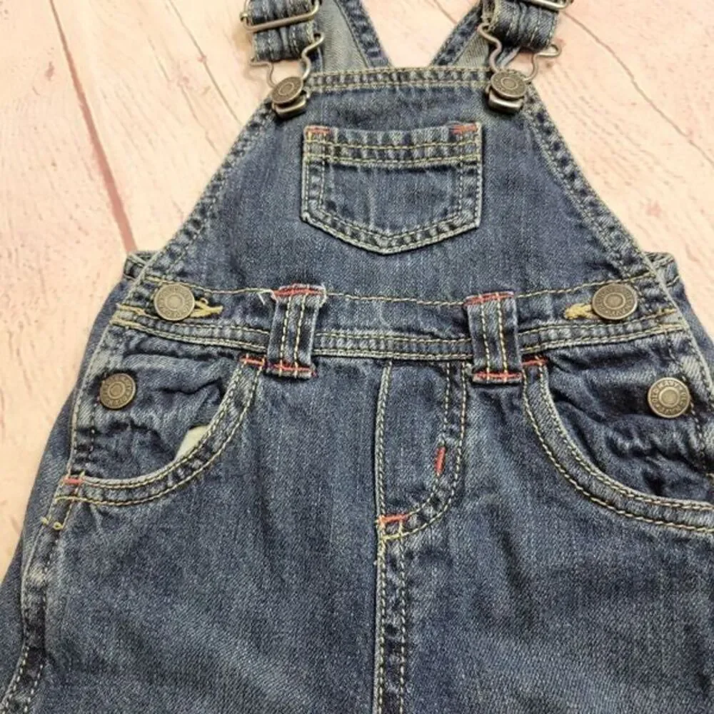 Old Navy Overalls 0/3mo